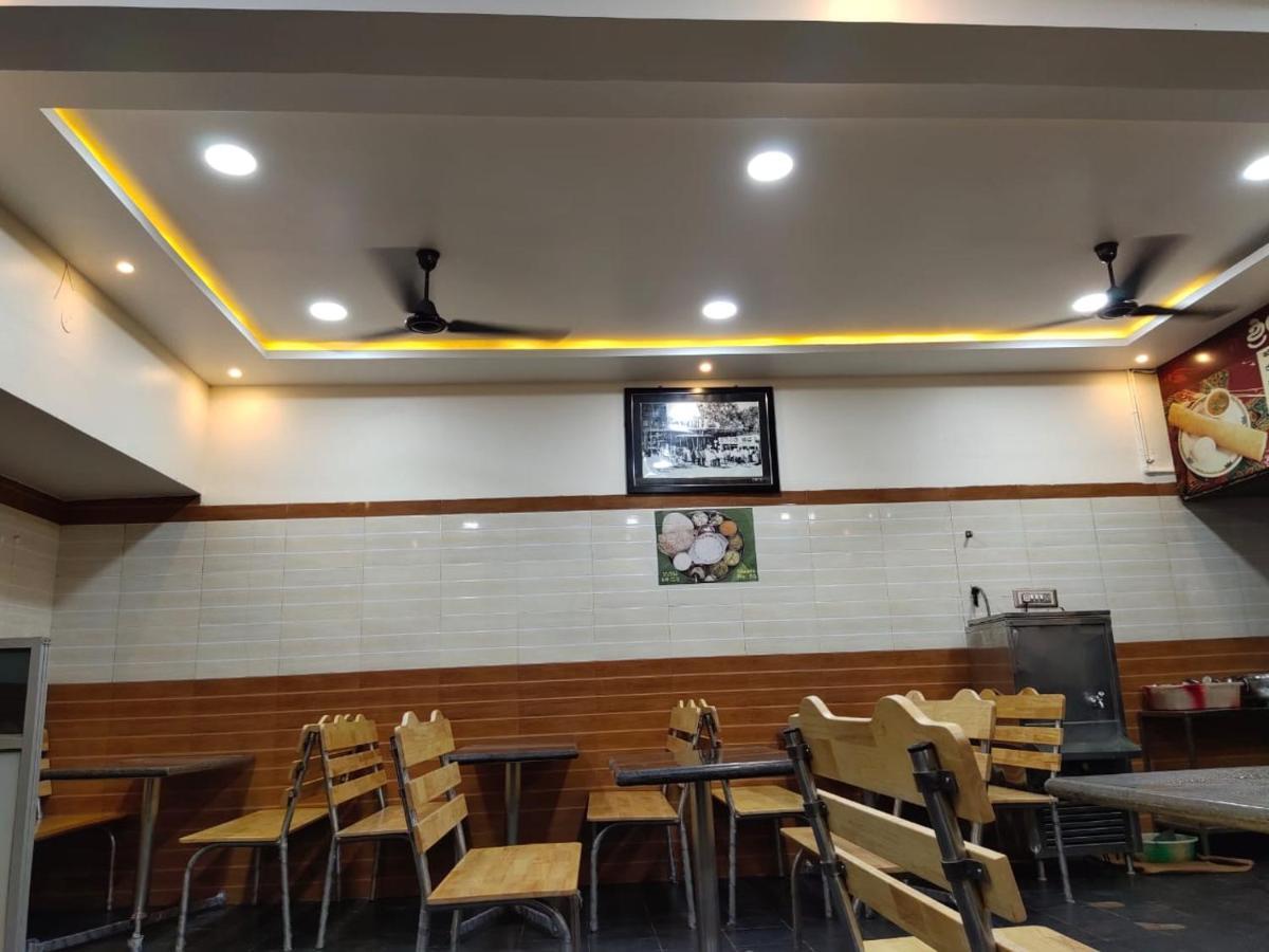 Shri Vasant Lodge Hubli Kültér fotó